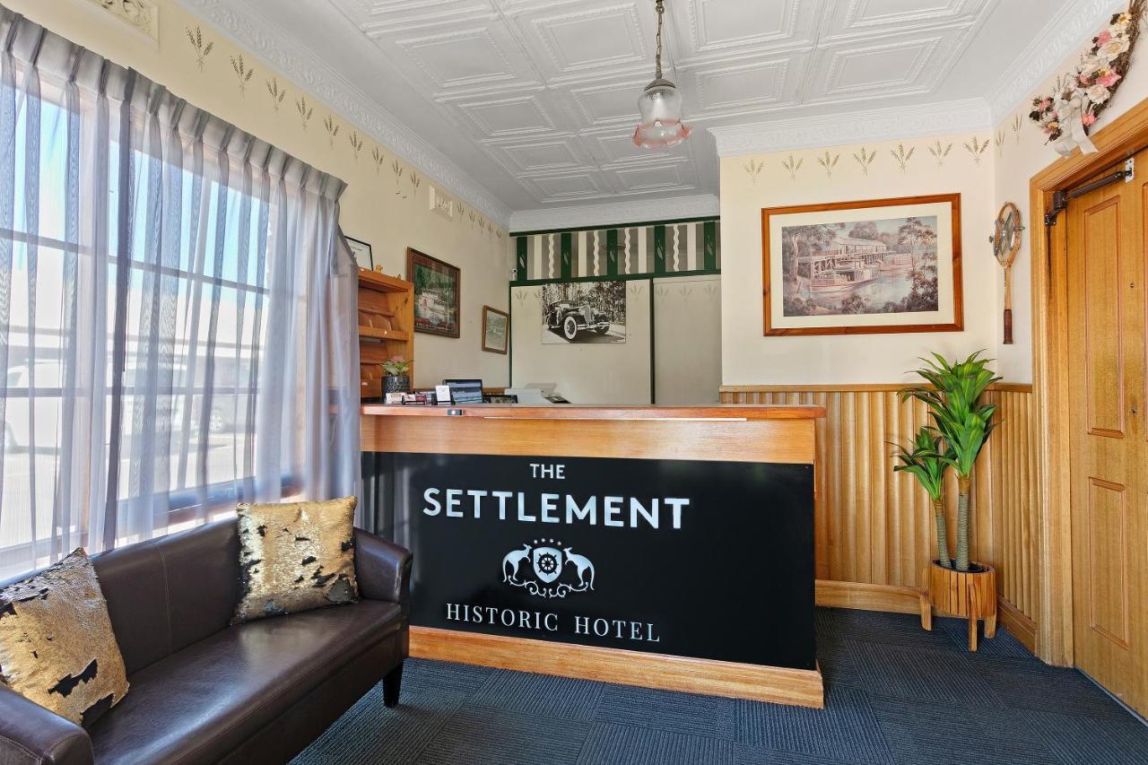 The Settlement Historic Hotel Echuca Exterior photo