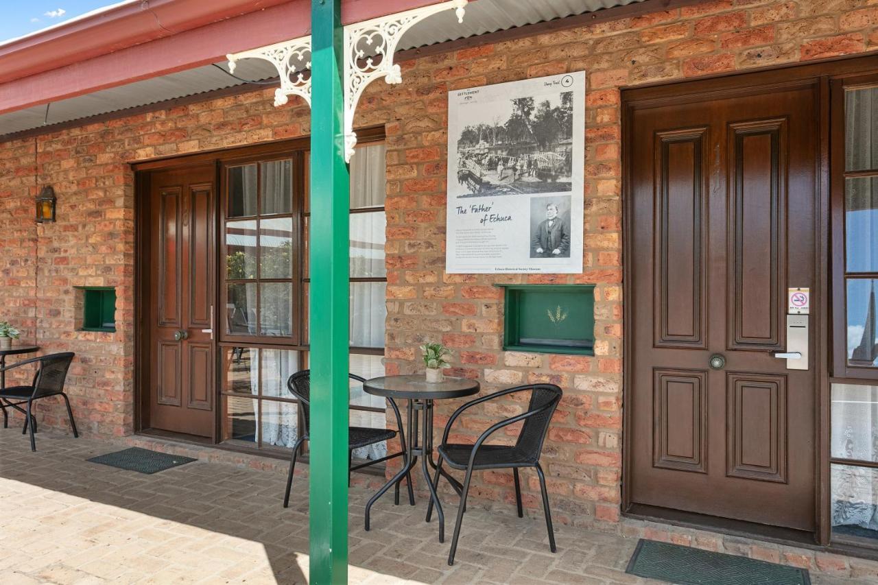 The Settlement Historic Hotel Echuca Exterior photo