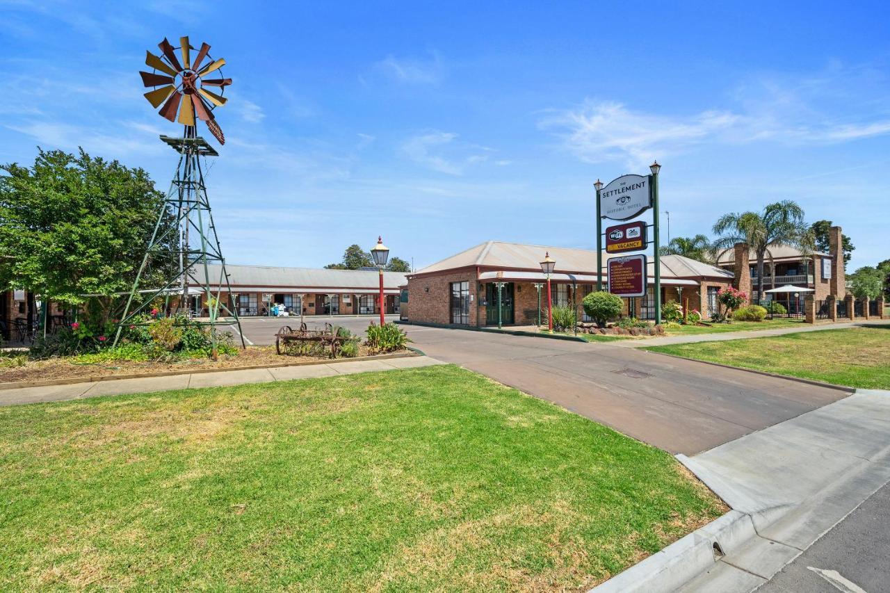 The Settlement Historic Hotel Echuca Exterior photo