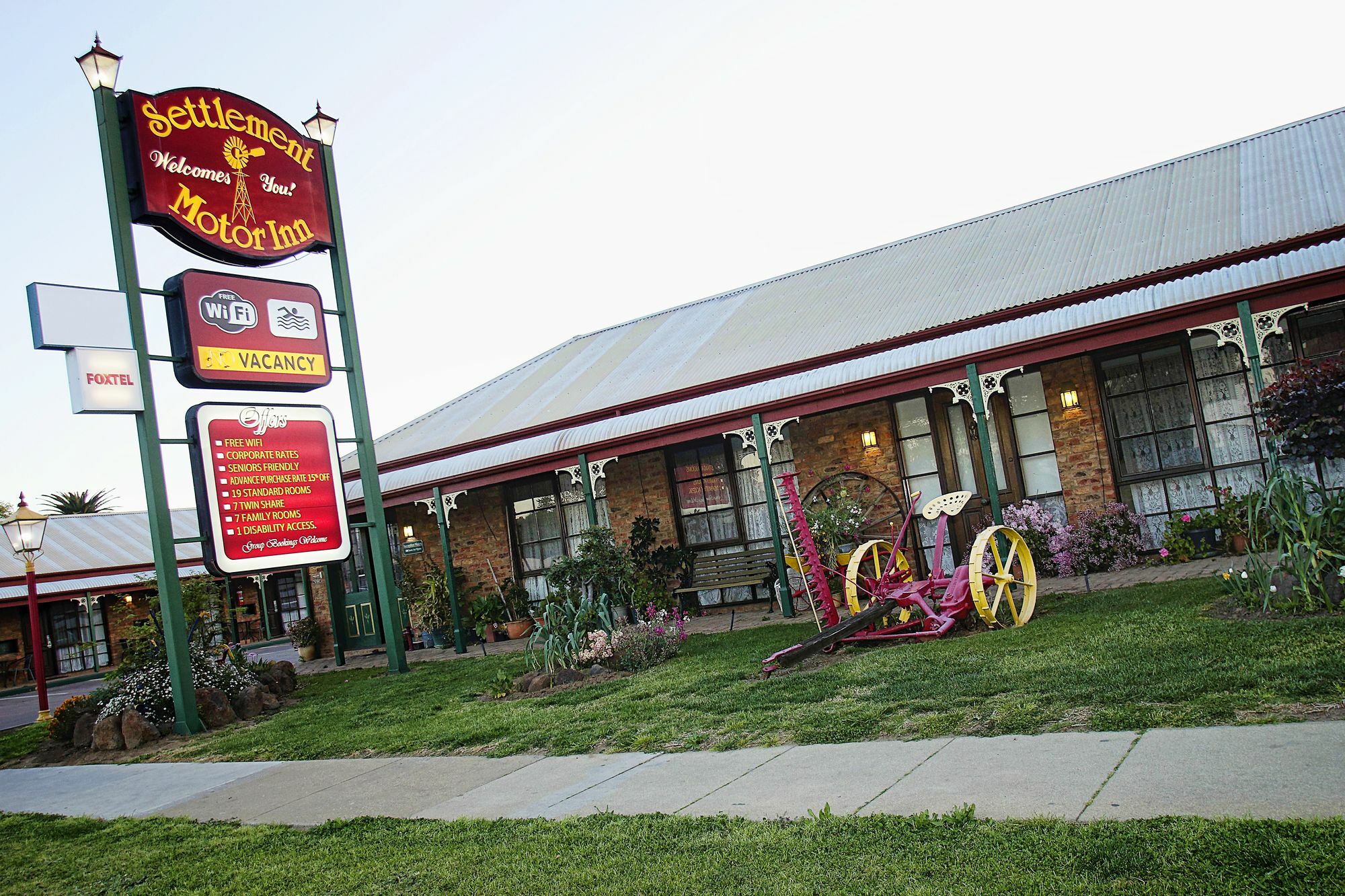 The Settlement Historic Hotel Echuca Exterior photo